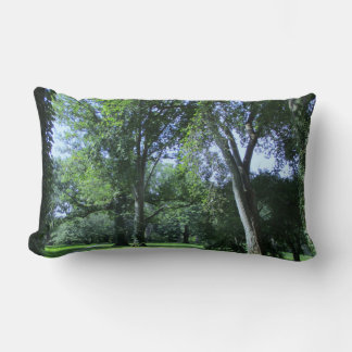 Almofada Lombar Entering the Greenwood