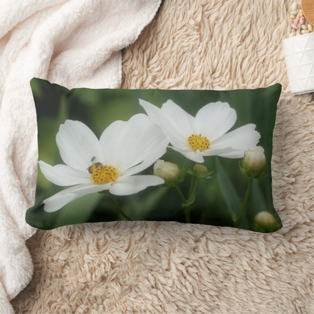Almofada Lombar Flores de Cosmos e Abelha   (Cobertor)