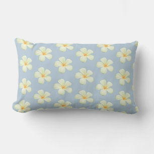 Almofada Lombar Frangipani Flores de Plumeria em Azul Maravilhoso
