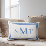 Almofada Lombar Letra azul e branca três letras monograma<br><div class="desc">Travesseiro decorativo Monograma com Três Letras Azul e Branco</div>