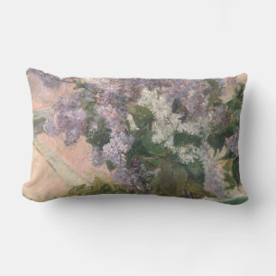 Almofada Lombar Lilacs em Window por Mary Cassatt American Painter