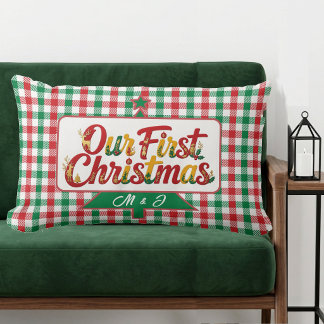 Almofada Lombar Nosso Primeiro Natal Xadrez Vermelho e Verde com M