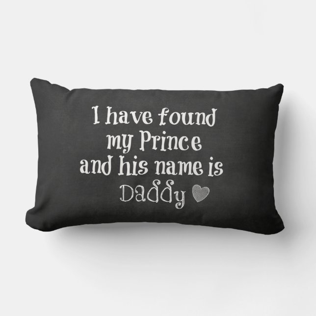 Almofada Lombar Nursery Baby Cote: Filha e Pai (Frente)