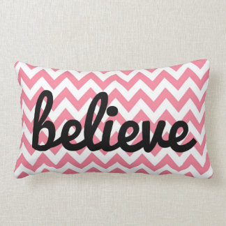 Almofada Lombar O travesseiro inspirado cor-de-rosa | de Chevron
