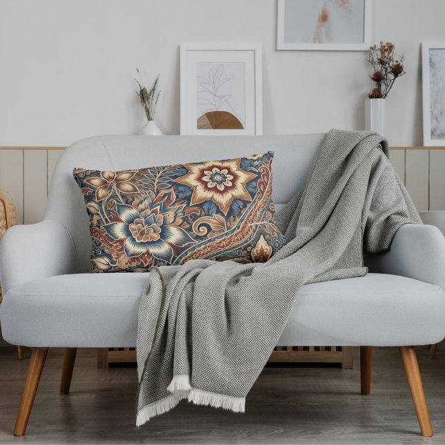 Almofada Lombar Padrão Floral Azul Castanho-marfim indonésio Batik (Criador carregado)