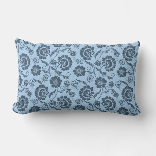 Almofada Lombar Padrão Floral Elegante em Fundo Azul Claro