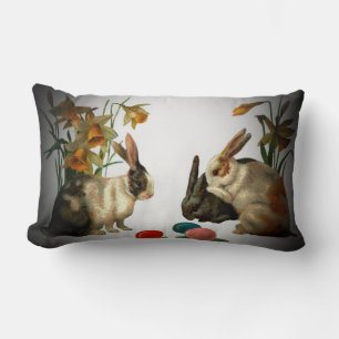 Almofada Lombar Páscoas de coelhos de colheita olhando ovos de doc