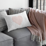 Almofada Lombar Presente Rosa e Coração Moderno Pastel<br><div class="desc">Bem-vindo à nossa encantadora coleção de produtos Modern Pastel Pink & Heart Lovely Gift, disponíveis exclusivamente no Zazzle! Nossa seleção é projetada para trazer um toque de elegância e charme para seus momentos especiais. Quer você esteja comprando um ente querido ou se tratando, nossos produtos certamente farão cada vez mais...</div>