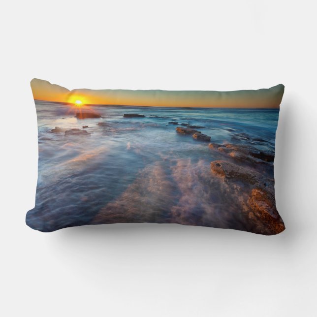 Almofada Lombar Raios de sol iluminam o Oceano Pacífico (Frente)