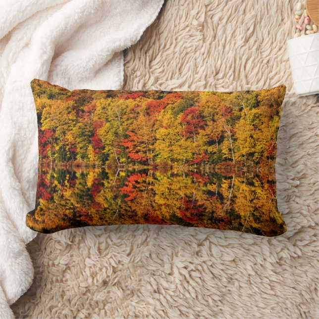 Almofada Lombar Reflexão sobre Russell Pond | Nova Hampshire (Cobertor)