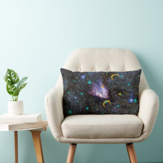 Almofada Lombar Sonhos Celestiais – Travesseiro Decorativo Cósmico