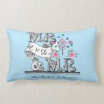 Almofada Lombar Sr. e Sr. Gay personalizado Presente de Casamento<br><div class="desc">Um presente especial de casamento num dia especial para o casal feliz; este belo travesseiros de arte, "MR e MR" com um belo par de pássaros e casamentos de pássaros em rosa e azul. Não se esqueça de personalizá-lo com a data do casamento e seu nome ou iniciais para aquele...</div>