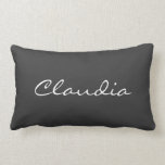 Almofada Lombar Travesseiro decorativo Personalizado<br><div class="desc">Coloque suas iniciais no nosso travesseiro decorativo de boudoir. Claudia</div>
