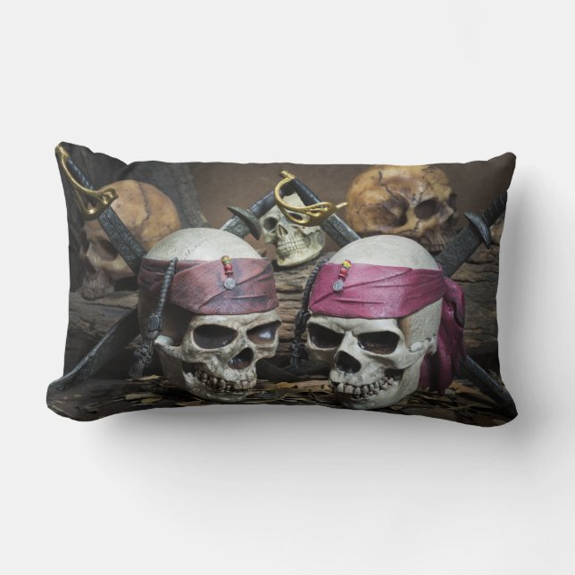 Almofada Lombar Travesseiro decorativo Pirate Skulls (Frente)