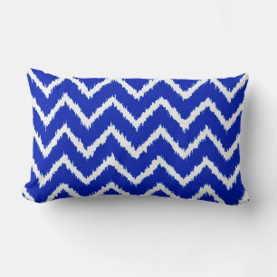 Almofada Lombar Vigas de Ikat - azuis cobaltos e branco