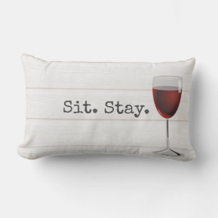 Almofada Lombar Vinho com Texto Sit Keep
