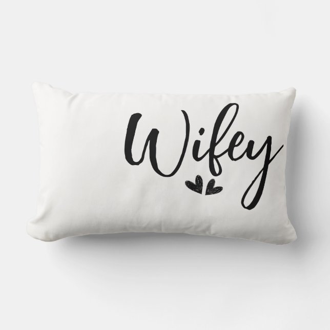 Almofada Lombar Wifey, minimalist wedding pillow  (Frente)