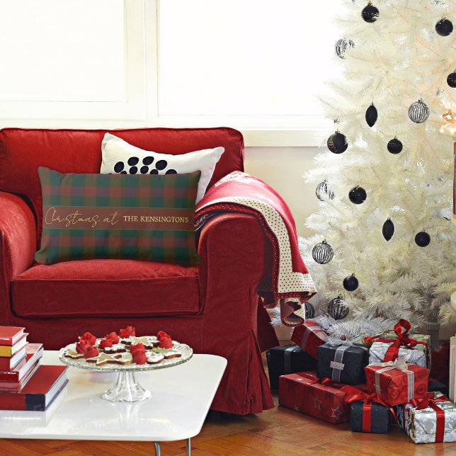 Almofada Lombar Xadrez de Natal/Travesseiro decorativo Vermelho e  (Traditional tartain/plaid red and green lumbar throw pillow for Christmas.)