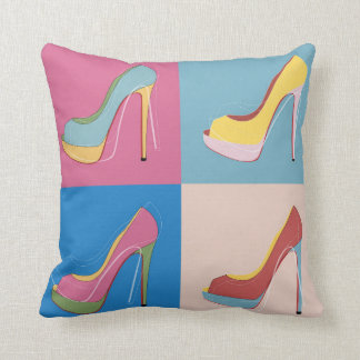 Almofada LOUBOUTIN no estilo