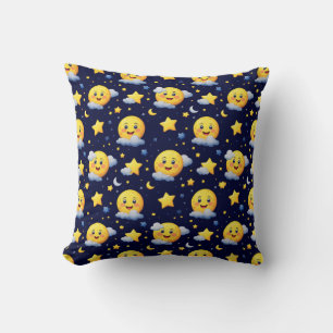 Almofada Lua Sorridente e Estrelas com Nuvens no Céu Noturn