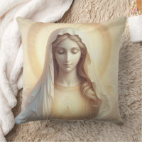 Mãe Mary Em Tons Brancos Suaves