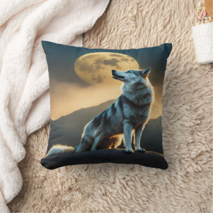 Almofada Majestoso Wolf Howling em lua cheia na naufrágio