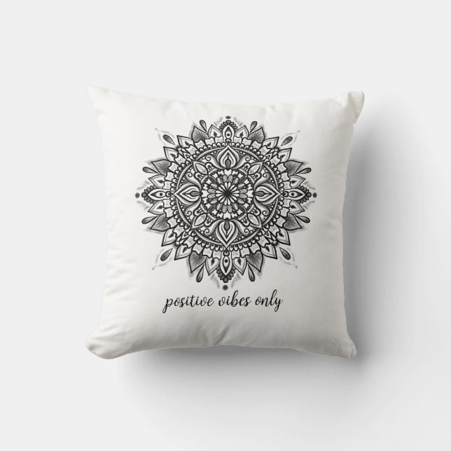 Almofada Mandala Black and White Throw (Frente)
