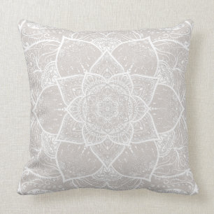 Almofada Mandala cinzenta e branca - Loergann no lince