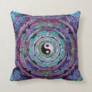 Almofada Mandala de Yin Yang em cores roxas