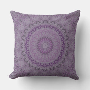 Almofada Mandala Sonho em Aquarela em Tons de Roxo
