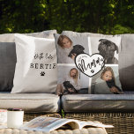 Almofada Melhor múmia de cães | Colagem de Fotos<br><div class="desc">Este travesseiro de mãe de cães de colagem de fotos, maravilhoso, é perfeito para dia de as mães e aniversários. A almofada apresenta 4 das suas fotos favoritas, um coração e o texto de modelo 'MADEIRA DE MELHOR CÃO'. Todos os estilos de fonte e cores podem ser alterados clicando no...</div>