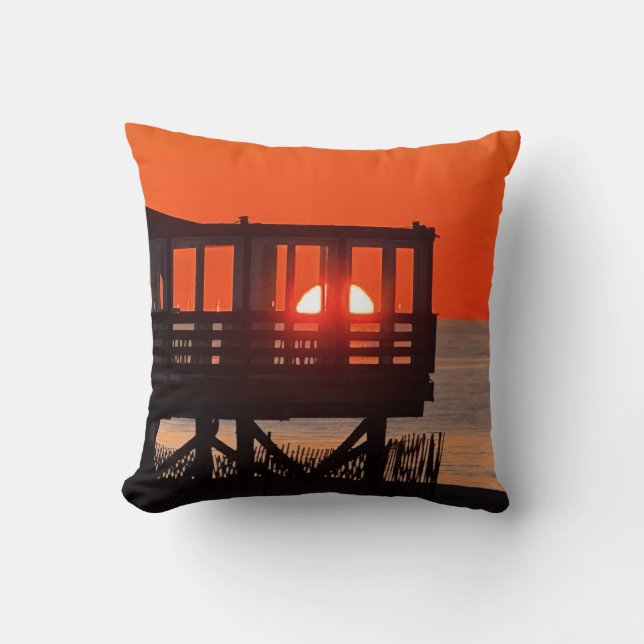 Almofada Mike Dalton Throw Pillow (Frente)