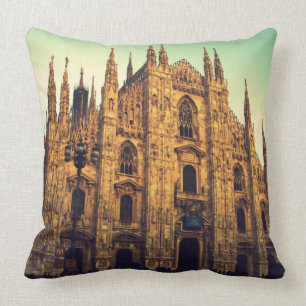 Almofada Milão, Italia