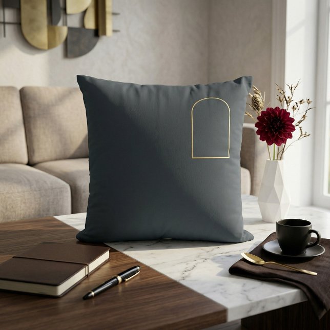 Almofada Minimalist Charcoal Throw Pillow - Matte Gold Arch (Criador carregado)