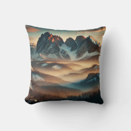 Almofada Misty Mountain Throw Pillow
