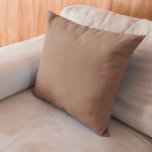 Almofada Mocha Mousse Solid Brown<br><div class="desc">Este design pode ser personalizado escolhendo a opção Editar Design. Você também pode transferir para outros itens. Entre em contato comigo em colorflowcreations@gmail.com ou use a opção de bate-papo no topo da página se você quiser ter este design em outro produto ou precisar de assistência com este design. Não posso...</div>