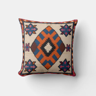Almofada Modern Boho: Travesseiros White Kilim com Mães Geo