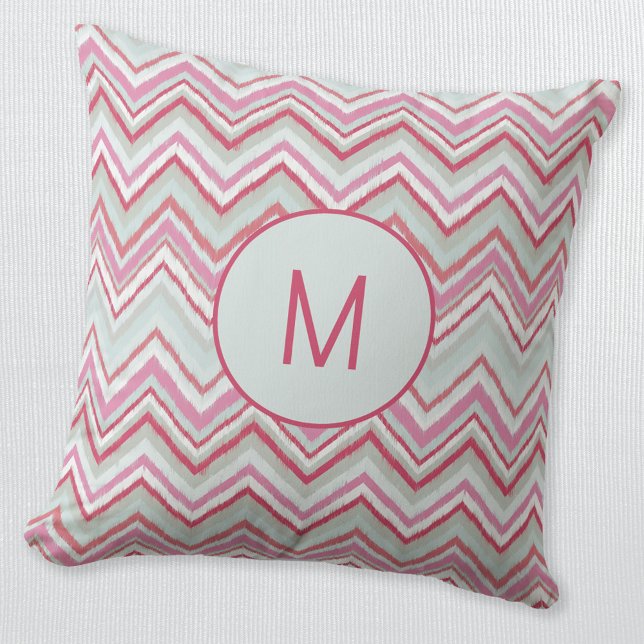 Almofada Modern Ikat Chevron Stripe Monogram Initial (Modern Ikat zigzag chevron pattern monogram initial personalized pastel green pink throw pillow)