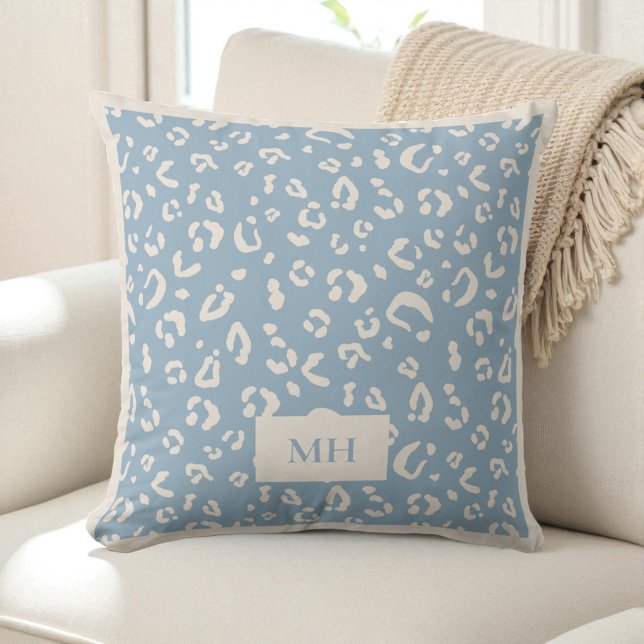 Almofada Modern  Initials Blue Leopard Spots Print Monogram (Modern Initials Blue Leopard Spots Print Monogram Throw Pillow)