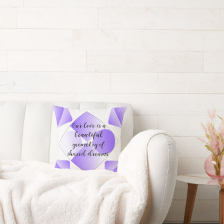 Almofada Modern Purple Geometric Love Quote Throw Pillow |