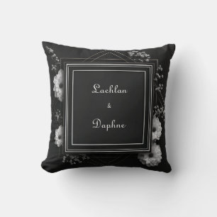 Almofada Moldura Dourada Geométrica Floral Preto e Branco