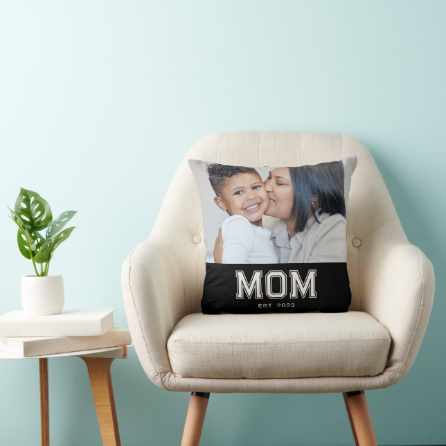 Almofada Mom Established Modern Bold Photo Throw (Cadeira)