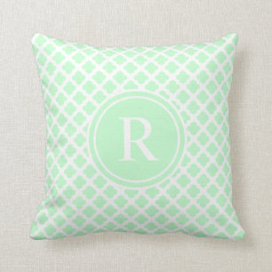 Almofada Monograma claro elegante de Quatrefoil do verde da