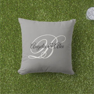 Almofada Monograma de Casamento Cinza Preto e Branco Sofist