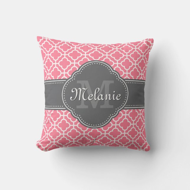 Almofada Monograma de Cinzas Escuras de Padrão rosa claro d (Frente)