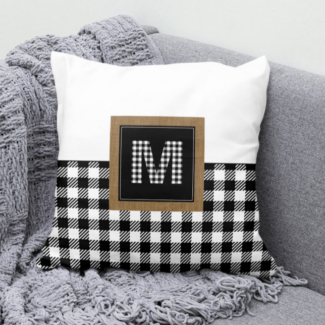 Almofada Monograma de Xadrez de Buffalo Branco e Preto (Black and White Buffalo Check Gingham Pattern Monogram Pillow )