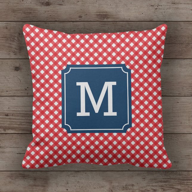 Almofada Monograma do Nome do Gingham Vermelho na moda (Criador carregado)