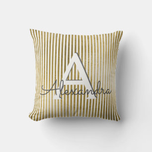 Almofada Monograma e inicial com folha branca e dourada