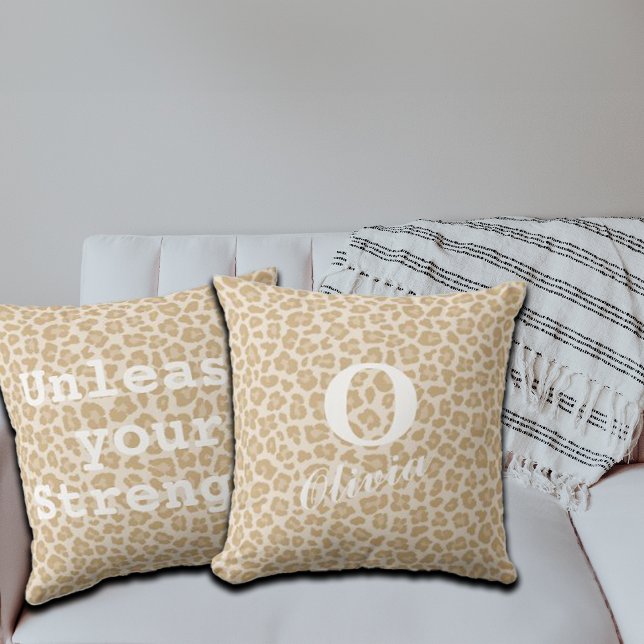 Almofada Monograma e Nome Personalizados de Impressão Leopa (Criador carregado)
