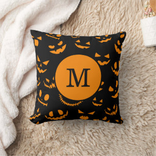 Almofada Monograma - Letra Spooky Jack O Lantern Faces